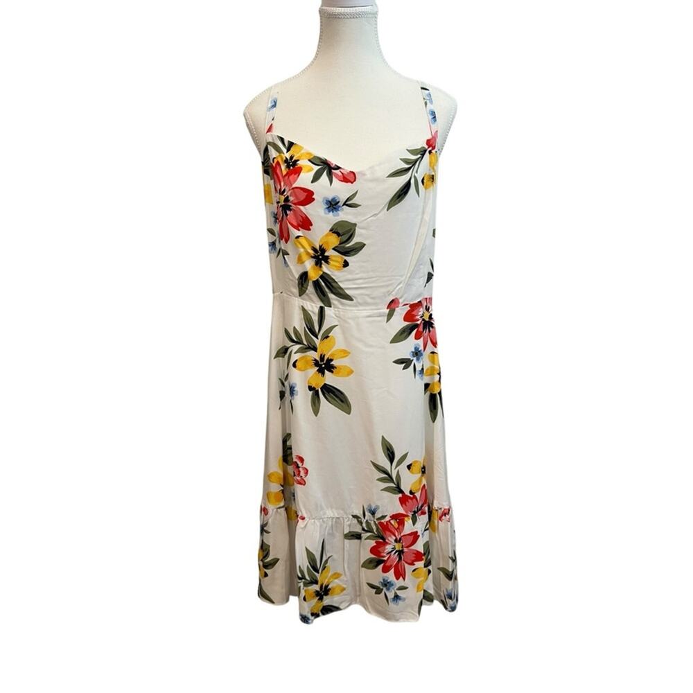 Old Navy Women XXL Dress NWT Plus Size white floral‎ Spring Sundress Smock Beach